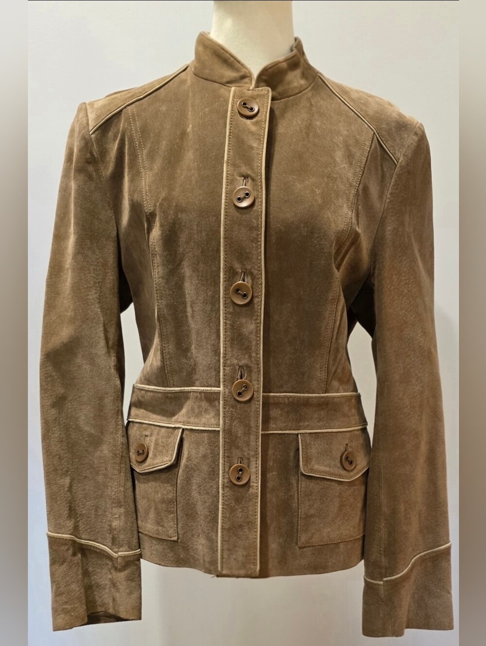 Le Château 100% genuine suede jacket in a warm camel/tan neutral, size Large.